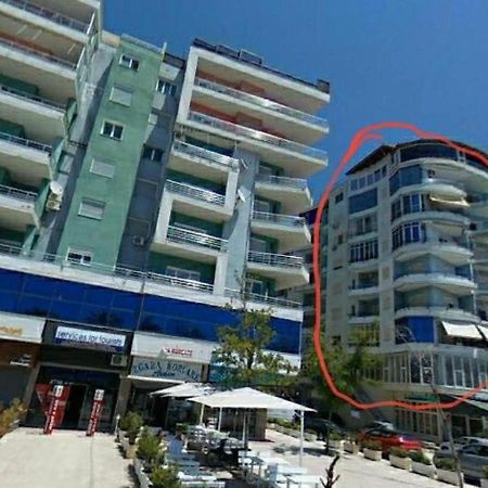 Vivi La Tua Vacanza Con L'Appartamento 1 Di Ervin! Enjoy Your Holiday With Ervin'S Apartment 1! Vlore Ngoại thất bức ảnh